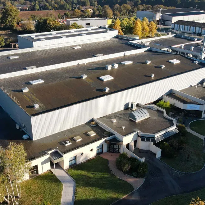 Bâtiment Mobiltron logistique/Mobiltron logistics building