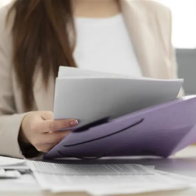 Manipulation de documents logistiques/Handling logistics documents